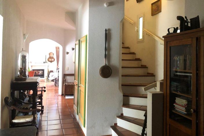 Image No.13-6 Bed House for sale