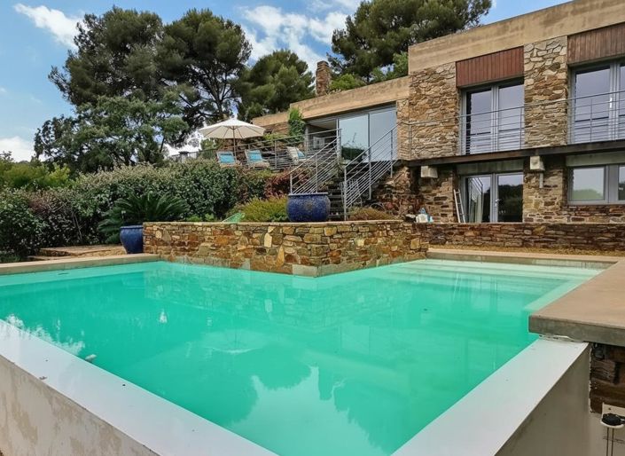 Image No.7-2 Bed House for sale