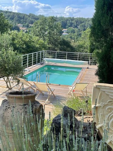 Image No.12-5 Bed House for sale