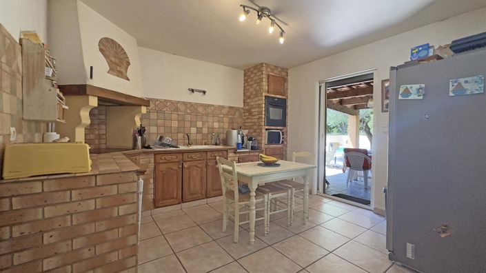 Image No.13-5 Bed House for sale