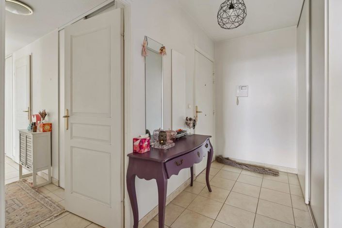 Image No.10-Appartement de 2 chambres à vendre à Saint-Laurent-du-Var