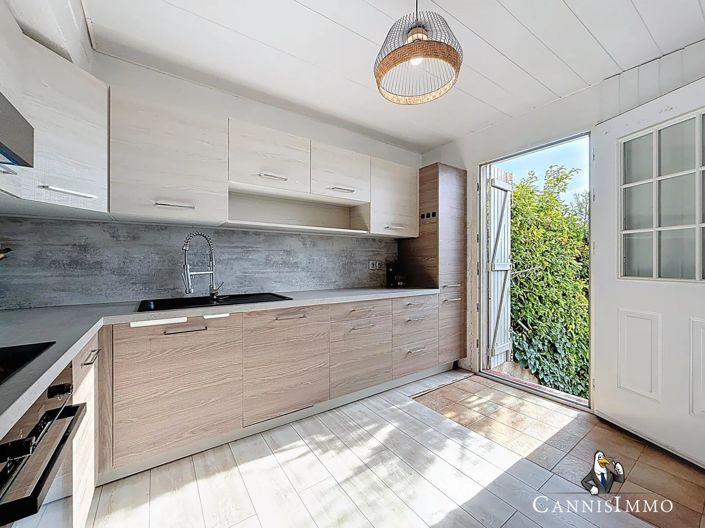 Image No.10-Appartement de 1 chambre à vendre à Mandelieu-la-Napoule