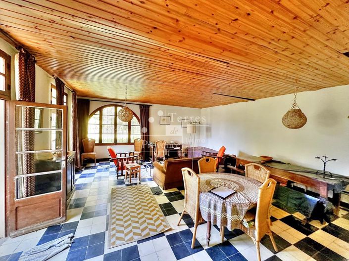 Image No.5-5 Bed House for sale