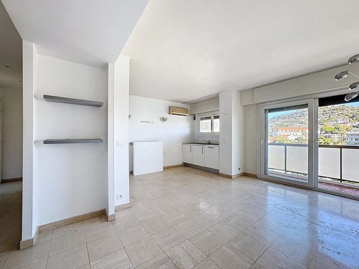 Image No.2-Appartement de 1 chambre à vendre à Cannes