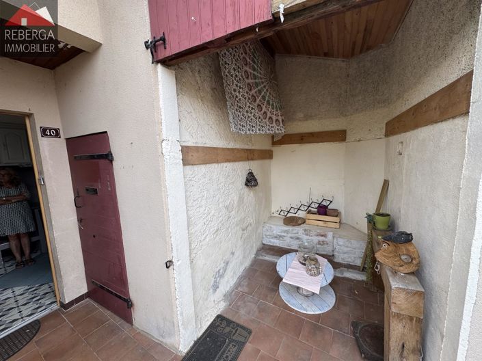 Image No.12-2 Bed House for sale