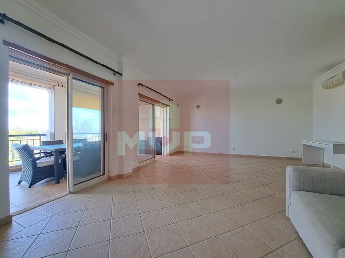 Image No.25-3 Bed Apartment for sale