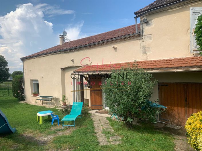 Image No.2-4 Bed House for sale