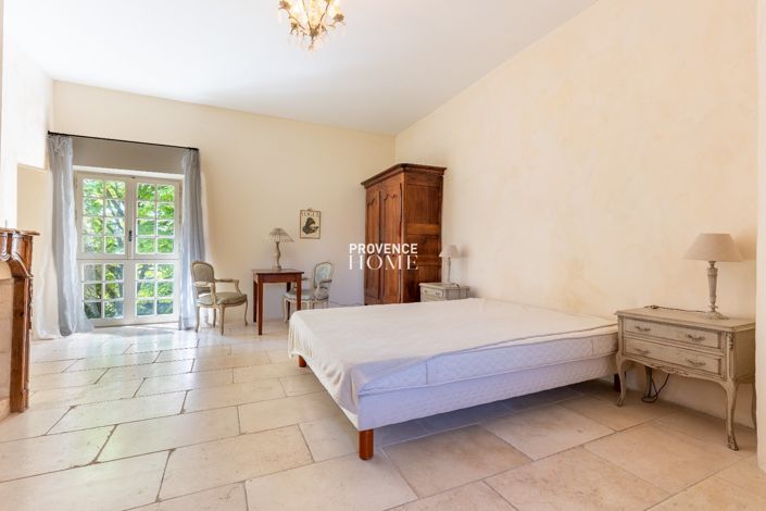 Image No.15-Propriété de 4 chambres à vendre à Cavaillon