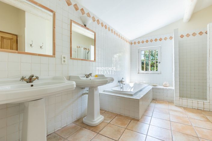 Image No.18-Propriété de 4 chambres à vendre à Cavaillon