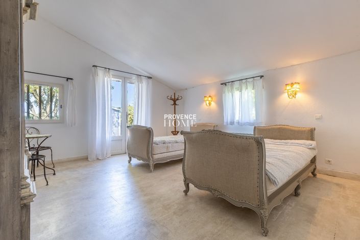 Image No.8-Propriété de 4 chambres à vendre à Cavaillon