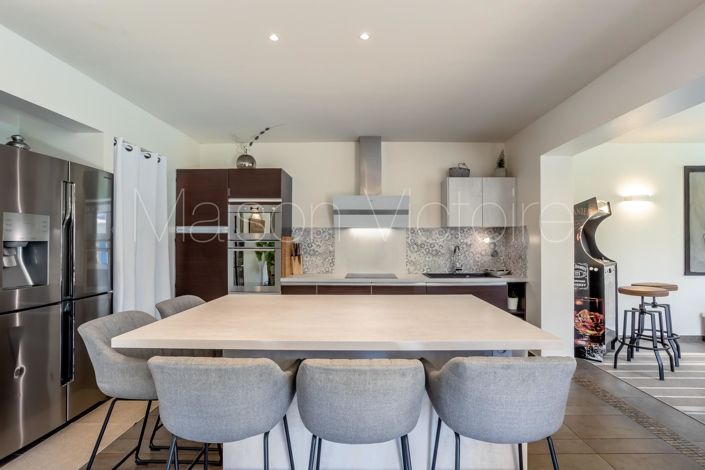 Image No.16-4 Bed House for sale