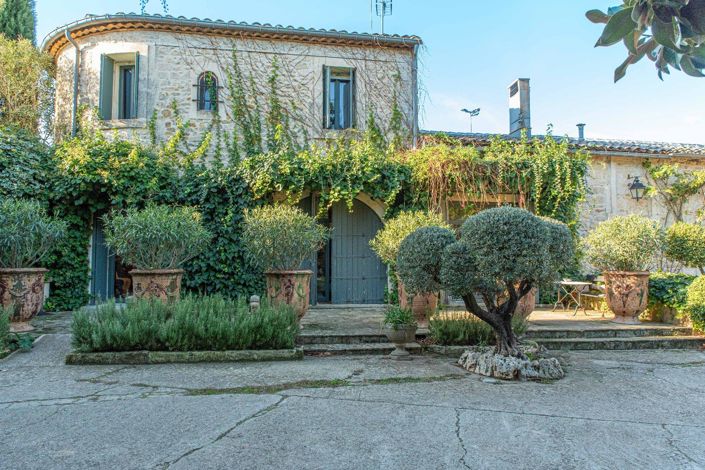 Image No.3-6 Bed House for sale