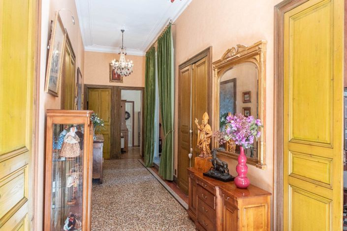 Image No.12-9 Bed House for sale