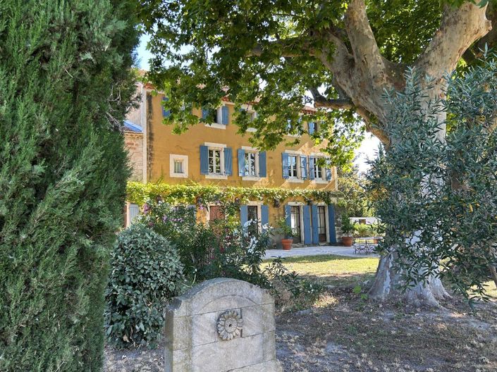 Image No.6-8 Bed House for sale