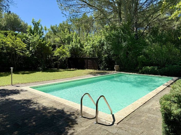 Image No.2-4 Bed House for sale