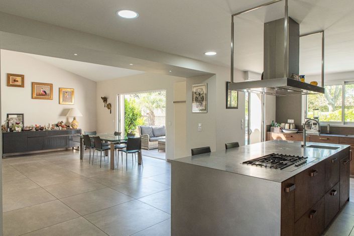 Image No.4-5 Bed House for sale