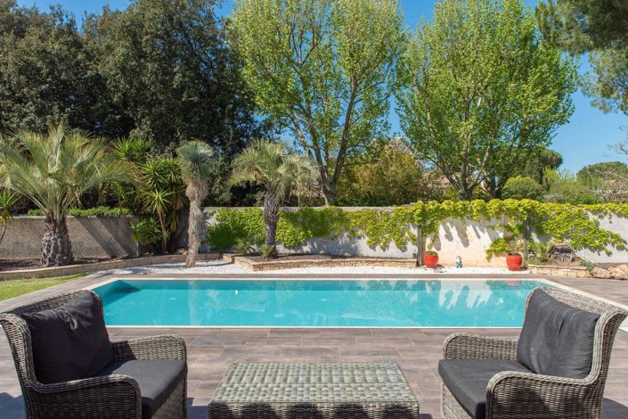 Image No.6-5 Bed House for sale