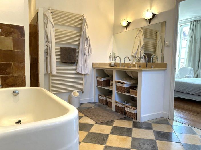 Image No.7-3 Bed Apartment for sale