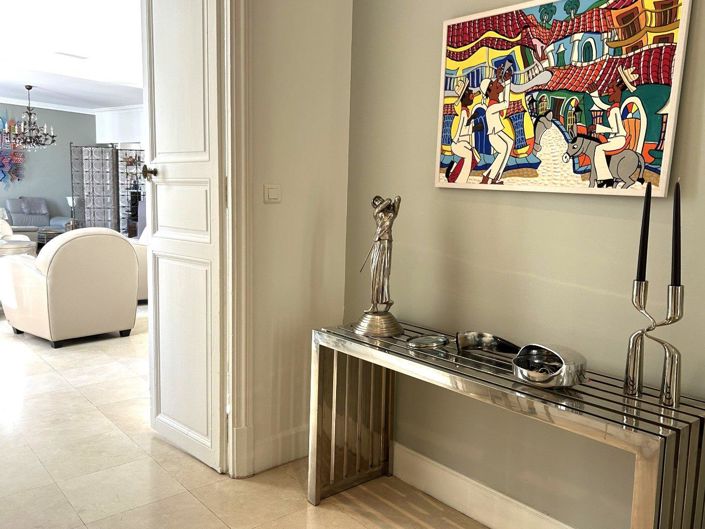 Image No.8-3 Bed Apartment for sale