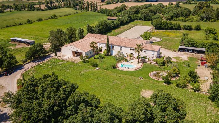 Image No.2-4 Bed House for sale