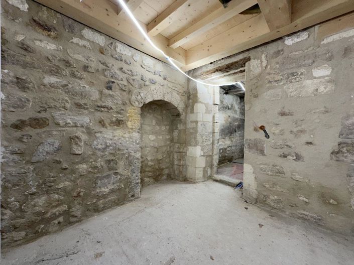 Image No.7-4 Bed House for sale