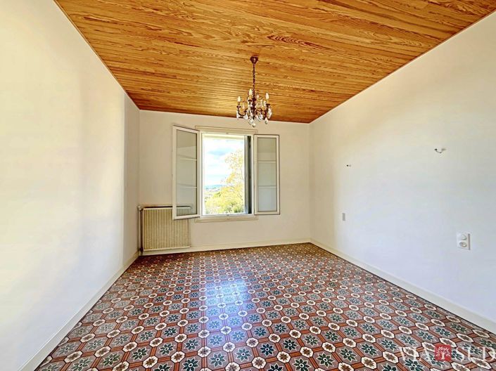 Image No.7-2 Bed House for sale