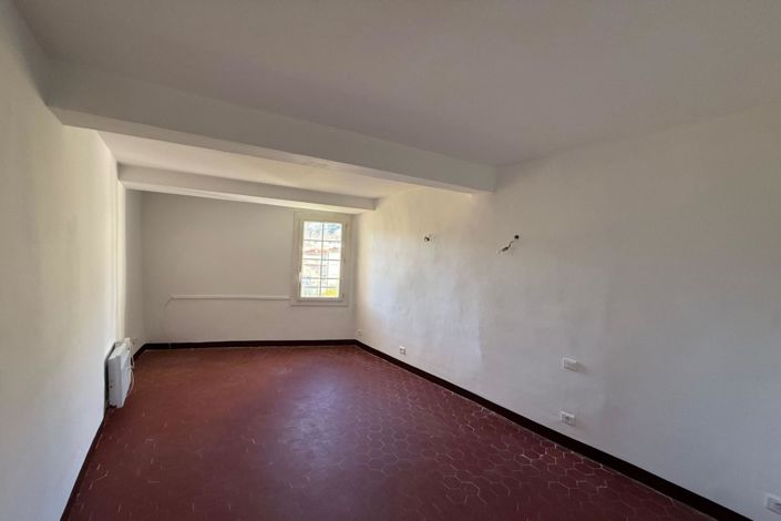 Image No.11-1 Bed House for sale