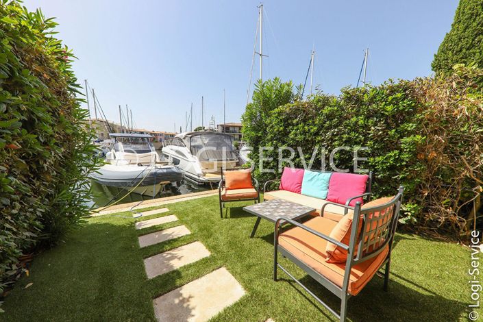 Image No.10-4 Bed House for sale