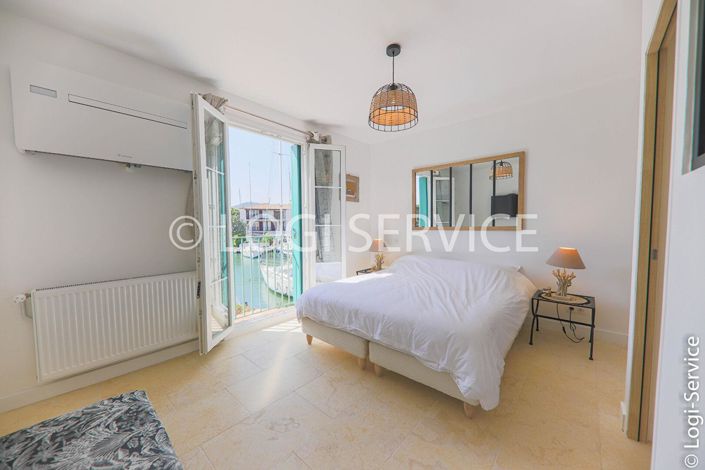 Image No.4-4 Bed House for sale