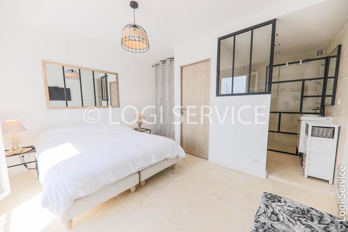 Image No.7-4 Bed House for sale