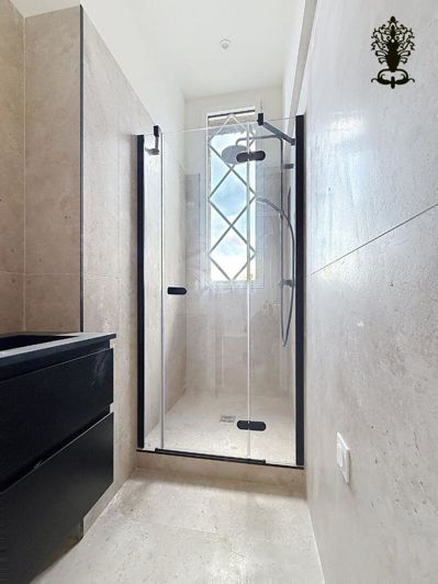 Image No.10-3 Bed Apartment for sale