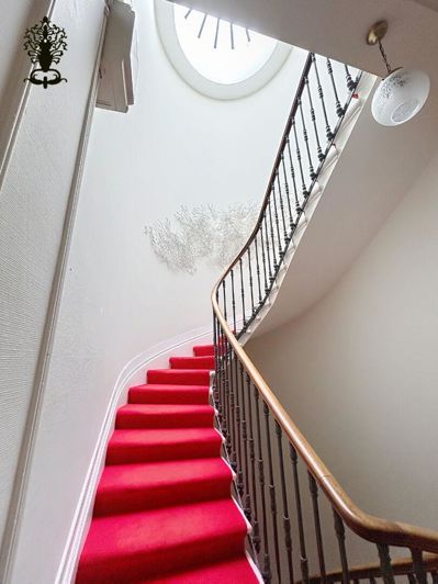 Image No.11-3 Bed Apartment for sale