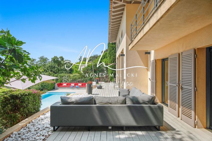 Image No.2-5 Bed House for sale