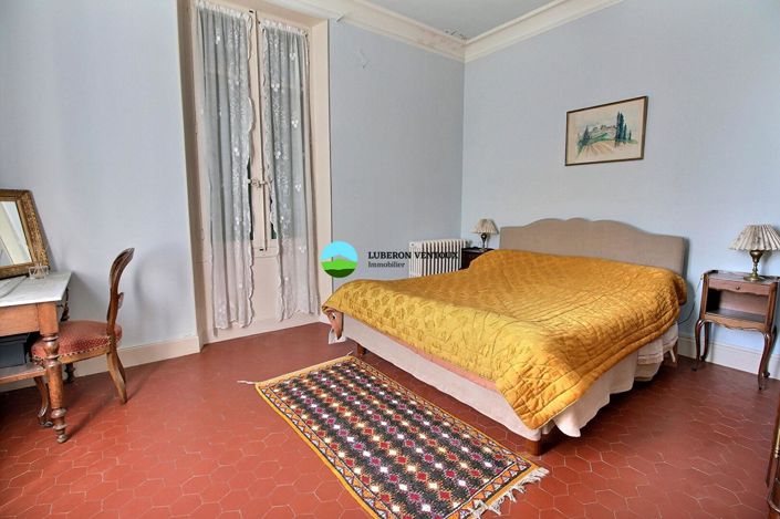 Image No.10-5 Bed House for sale