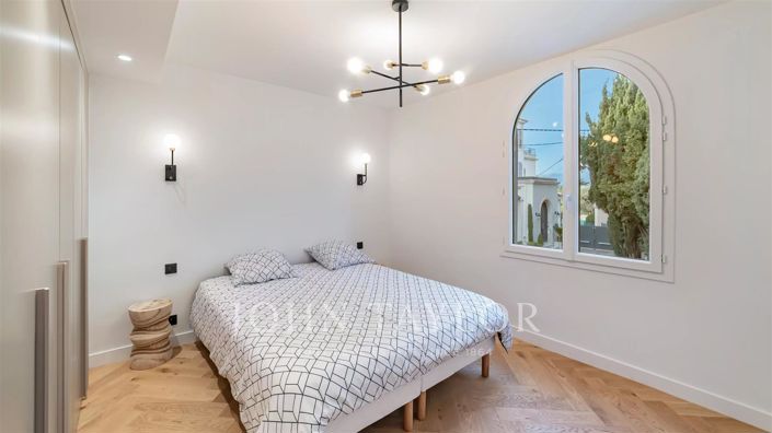 Image No.10-4 Bed House for sale