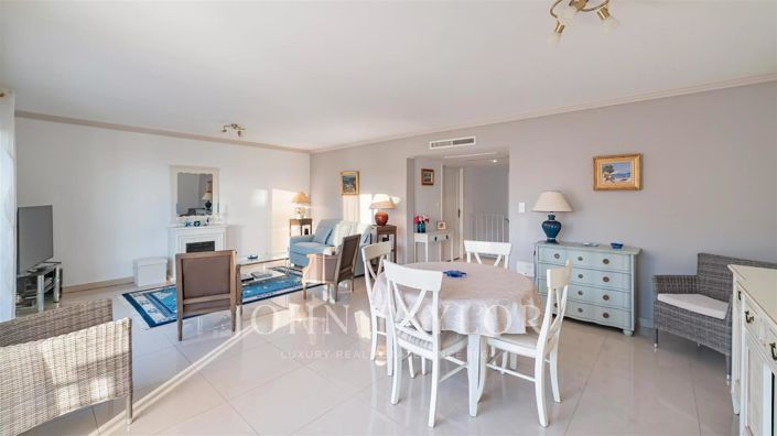 Image No.5-Appartement de 3 chambres à vendre à Cannes