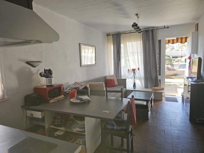 Image No.3-2 Bed House for sale