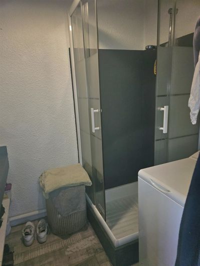 Image No.5-2 Bed House for sale