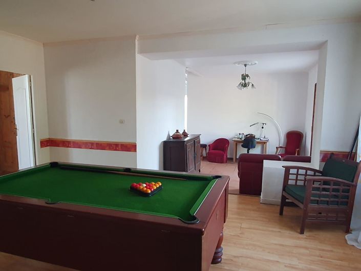 Image No.10-5 Bed House for sale