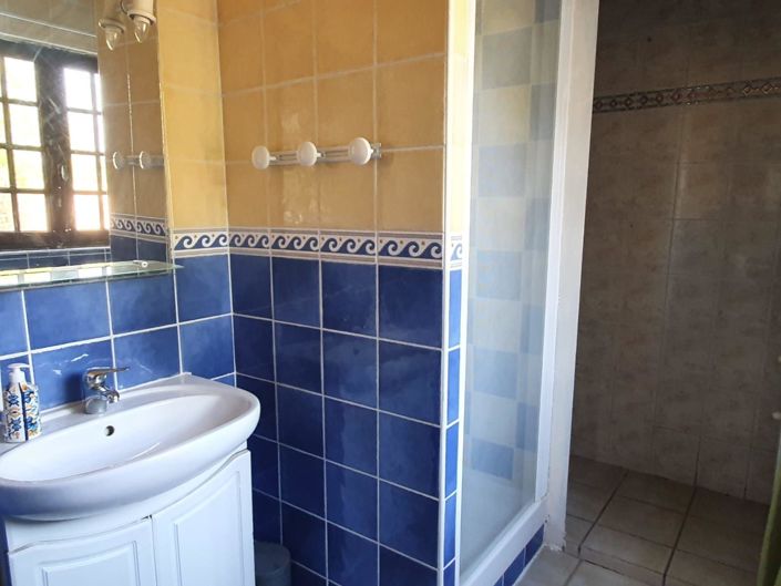 Image No.15-5 Bed House for sale