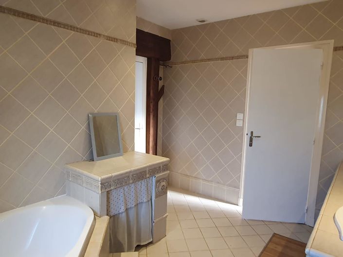 Image No.19-5 Bed House for sale