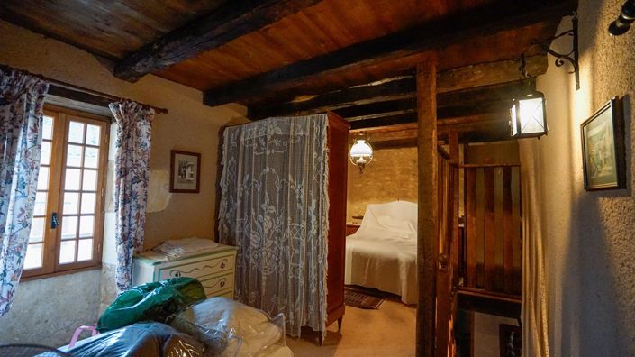 Image No.6-2 Bed House for sale