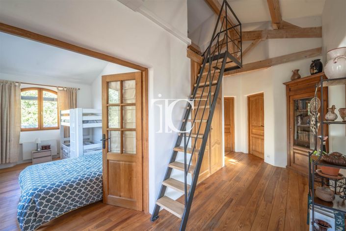 Image No.14-5 Bed House for sale