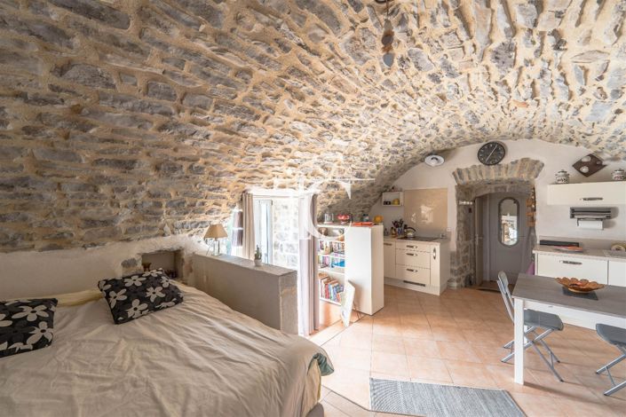 Image No.20-5 Bed House for sale