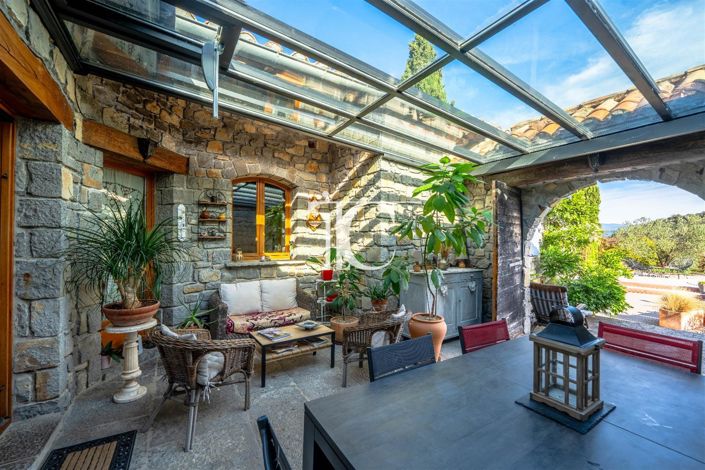 Image No.23-5 Bed House for sale