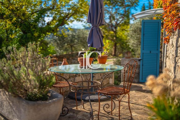 Image No.27-5 Bed House for sale