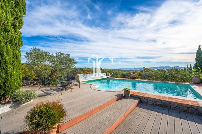 Image No.38-5 Bed House for sale