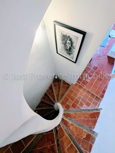 Image No.8-2 Bed House for sale