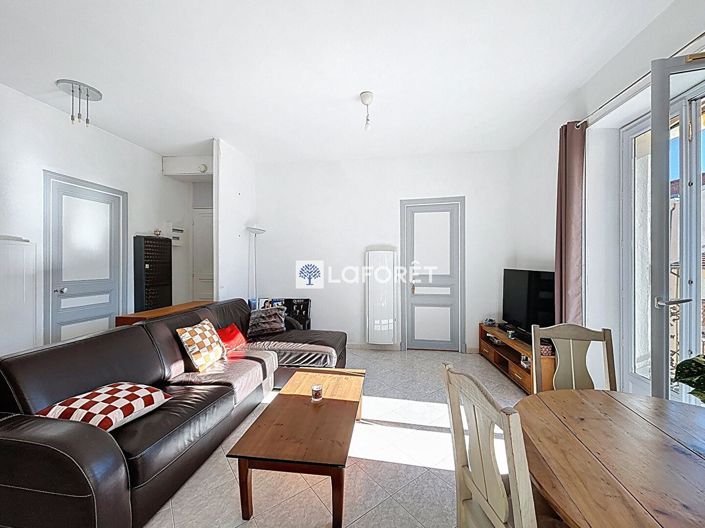 Image No.10-3 Bed Apartment for sale