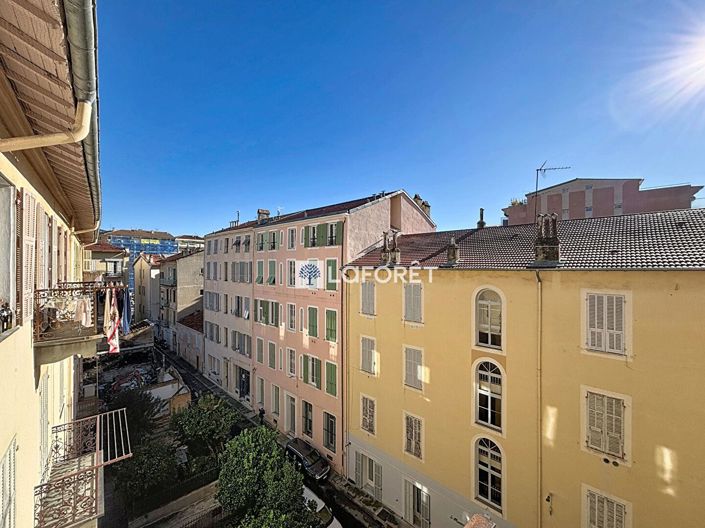 Image No.8-3 Bed Apartment for sale